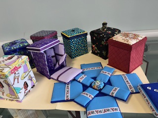 Etui boxes